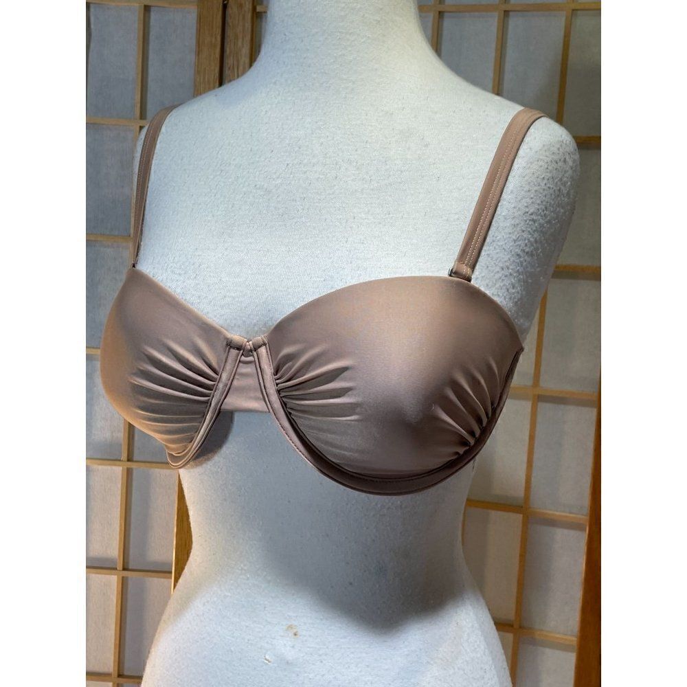 Fashion Nova 34DD Nude Convertible Multiway Underwire T-Shirt Bra